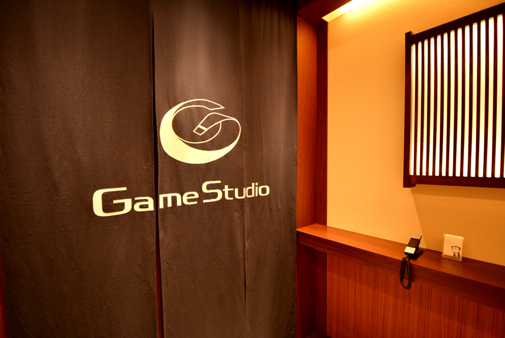 【施工事例】ゲーム会社の遊び心は和モダンでラグジュアリーなオフィス空間を創出